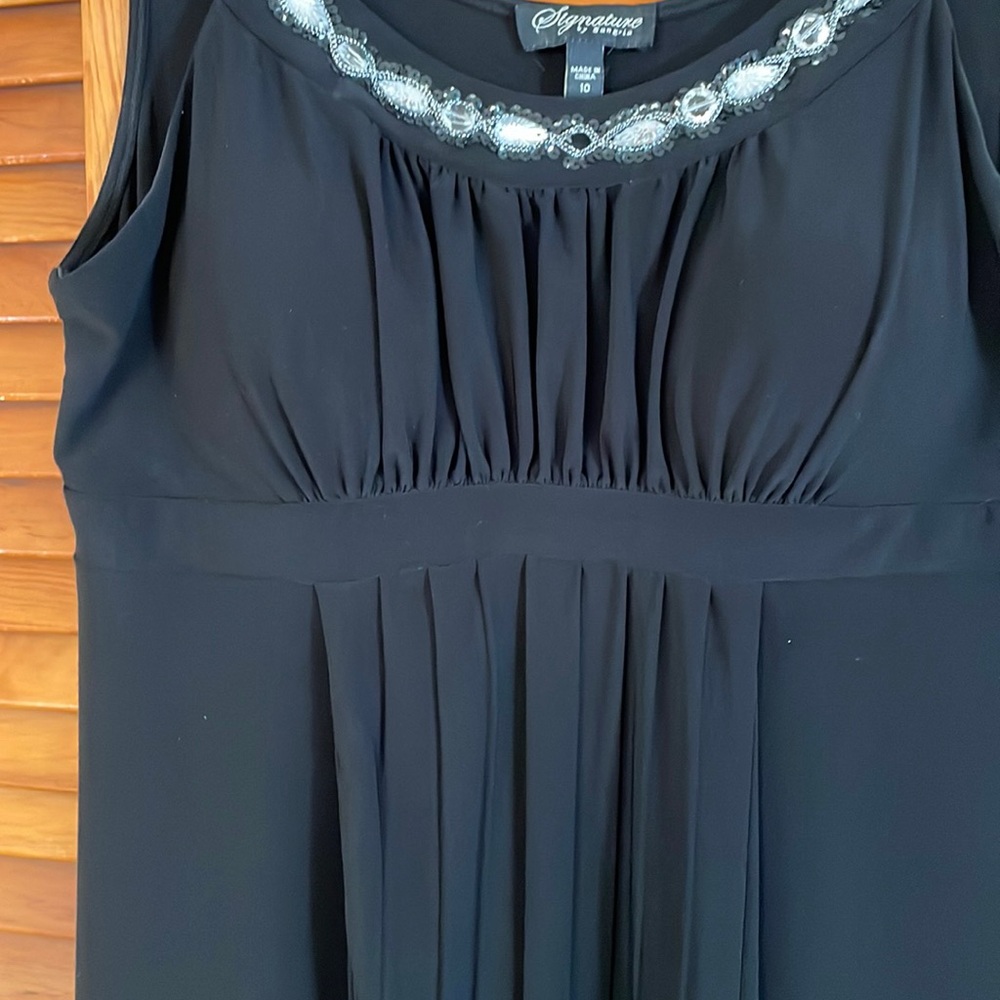 LITTLE BLACK DRESS - Picture 3 of 6